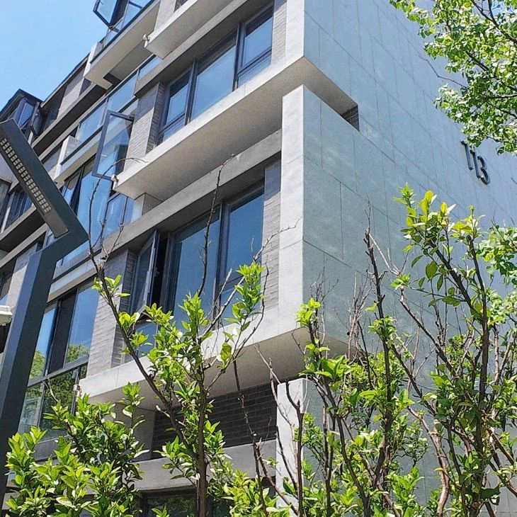 Гъвкави гранитни плочки за облицовка на външни стени